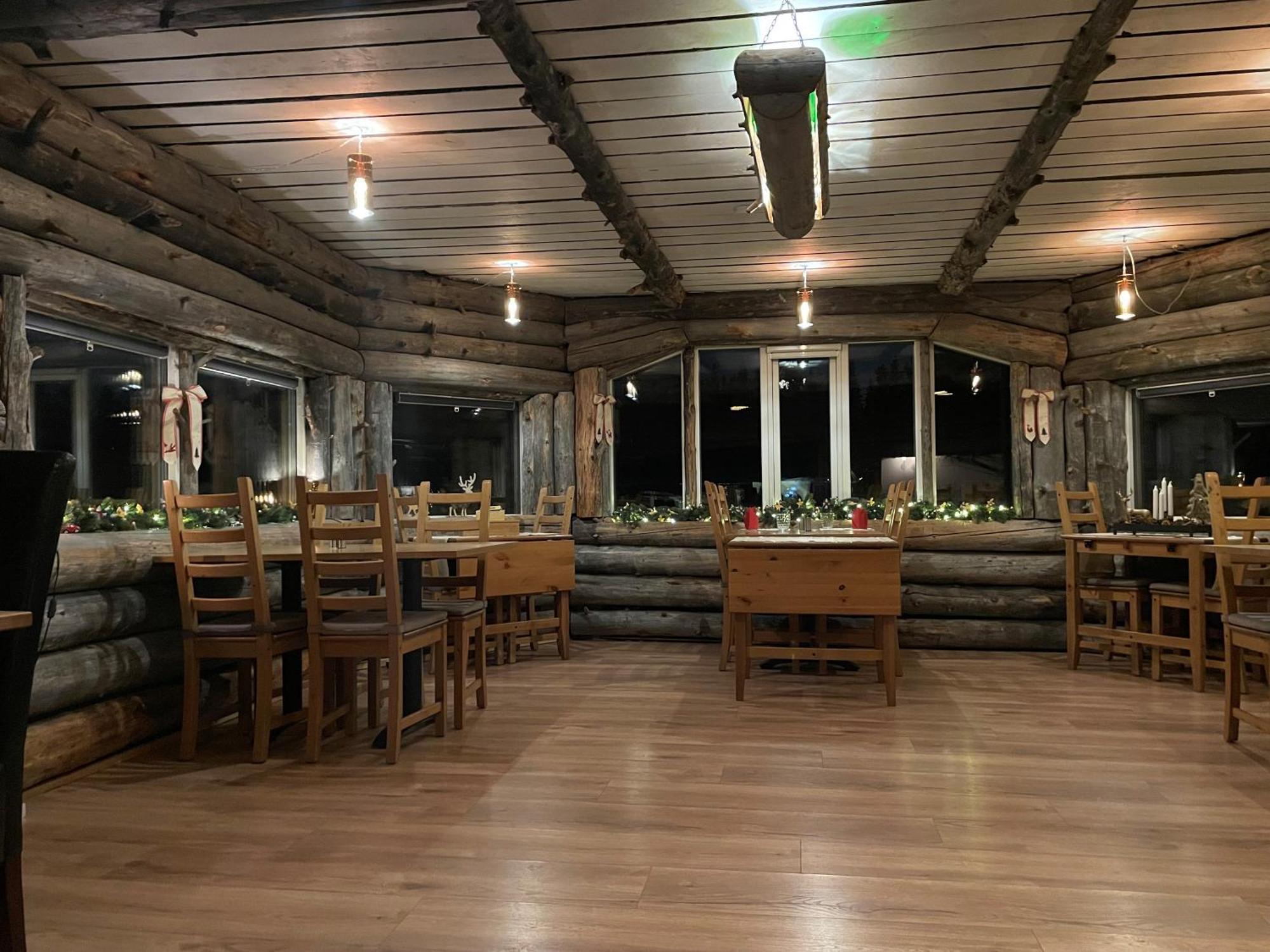 Skogen-Lodge Koskullskulle Luaran gambar