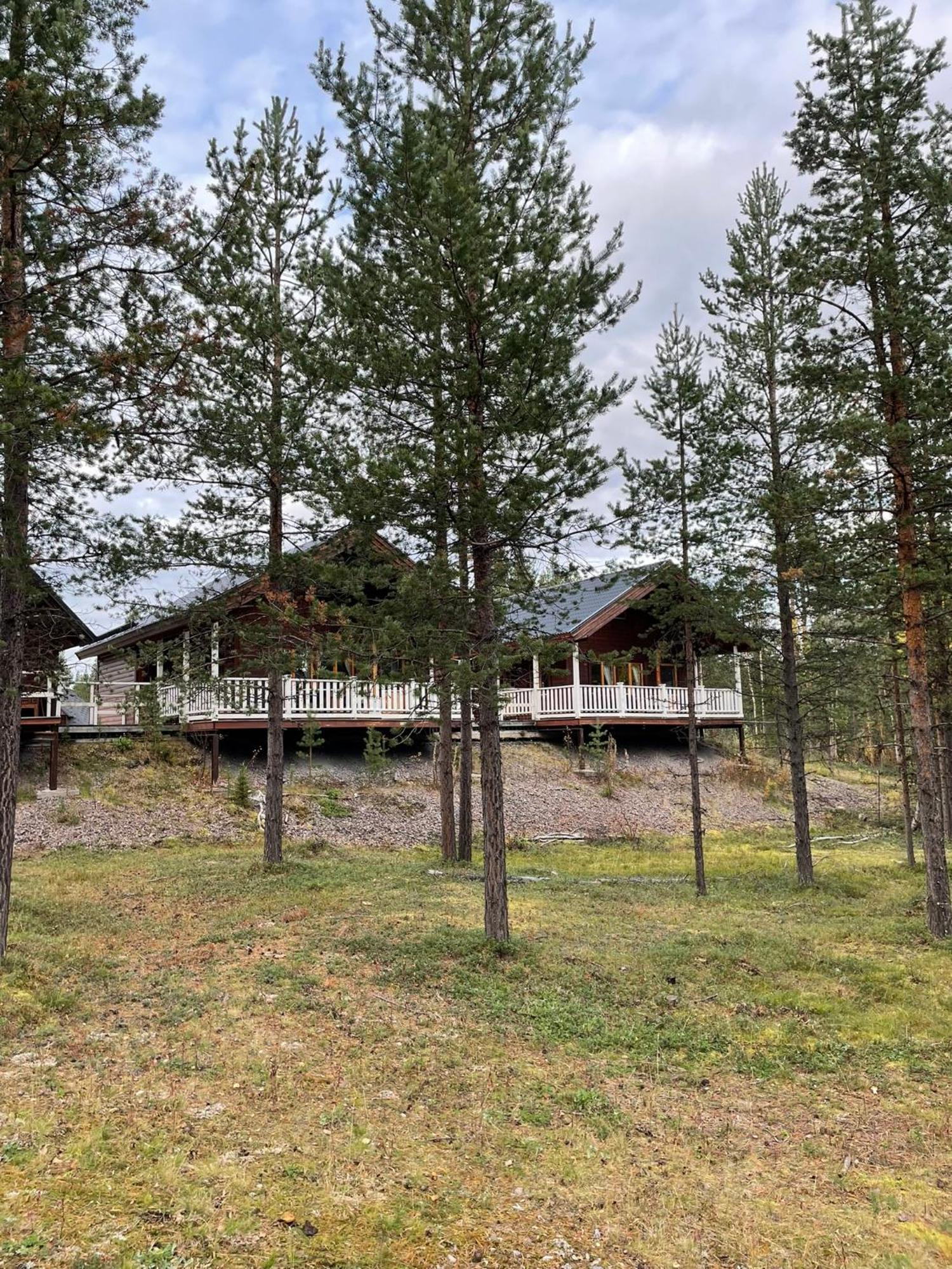 Skogen-Lodge Koskullskulle Luaran gambar